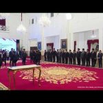 live.-presiden-jokowi-lantik-menteri-dan-wakil-menteri-di-istana-negara