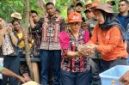 Wabup Apremoi Pimpin Giat Pelepasan 10 Kura-kura Leher Ular di Landu Leko